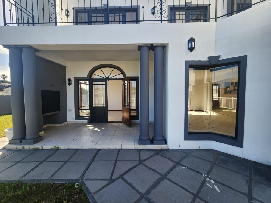 To Let 4 Bedroom Property for Rent in Parklands Western Cape